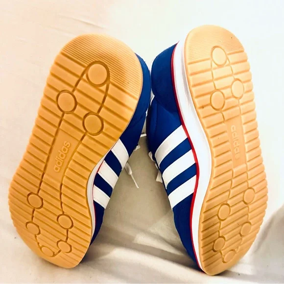 Adidas Women’s Run 70s 2.0 Blue and White Sneakers NWOT - Picture 3 of 8